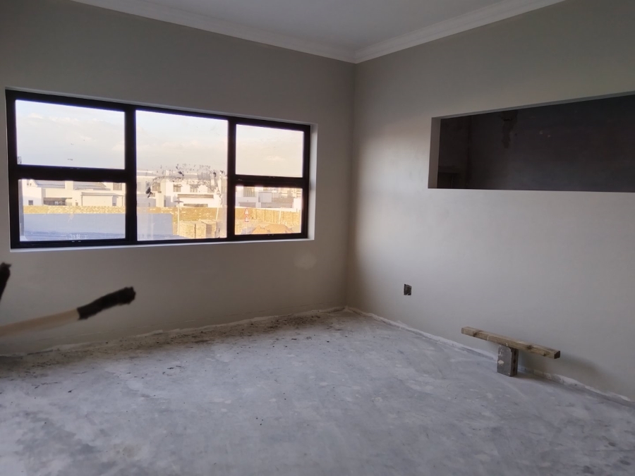  Bedroom Property for Sale in Sandown Western Cape